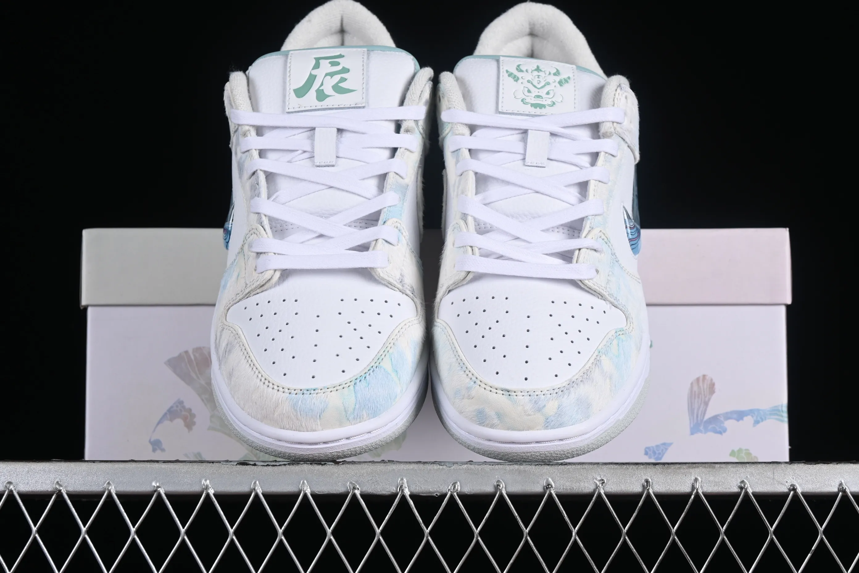 All categories Nk SB Dunk series Nk SB Dunk Low low-top sneakers J version Nk Dunk Low CNY Year of the Dragon Limited New Chinese style customization Steam Puppet-Third Prince Ao Bing SB low-top casual sneakers DV0831-101